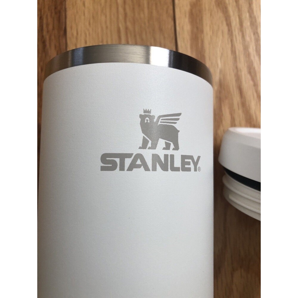 Stanley White Stainless Steel Insulated Tumbler With Handle and Straw Pre-Owned - Picture 2 of 9